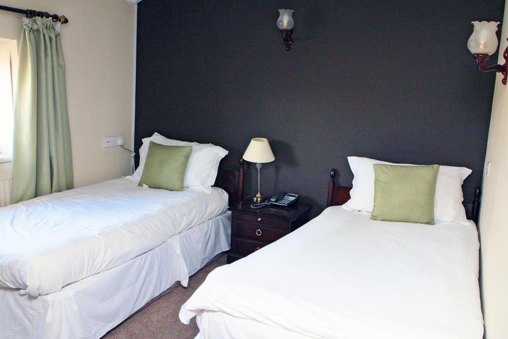 Clough Manor Hotel Denshaw ห้อง รูปภาพ